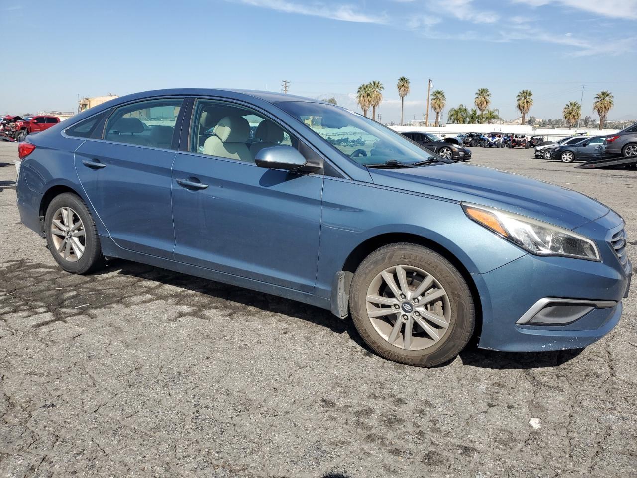 2017 HYUNDAI SONATA SE - Фото 4