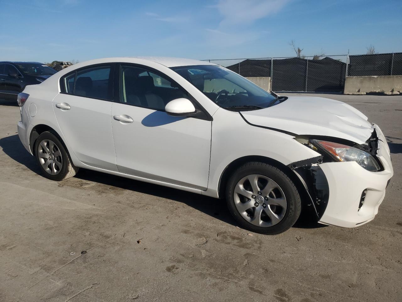 2013 MAZDA 3 I - Фото 4