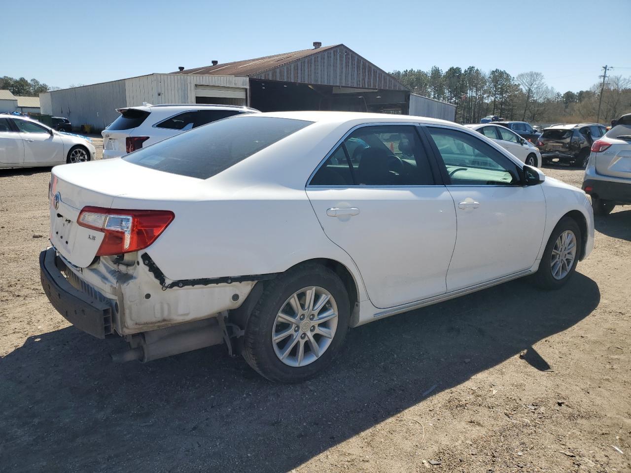2012 TOYOTA CAMRY BASE - Фото 3