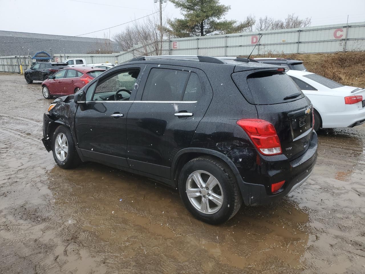 2019 CHEVROLET TRAX 1LT - Фото 2
