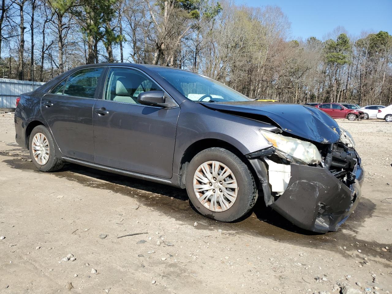 2014 TOYOTA CAMRY L - Фото 4