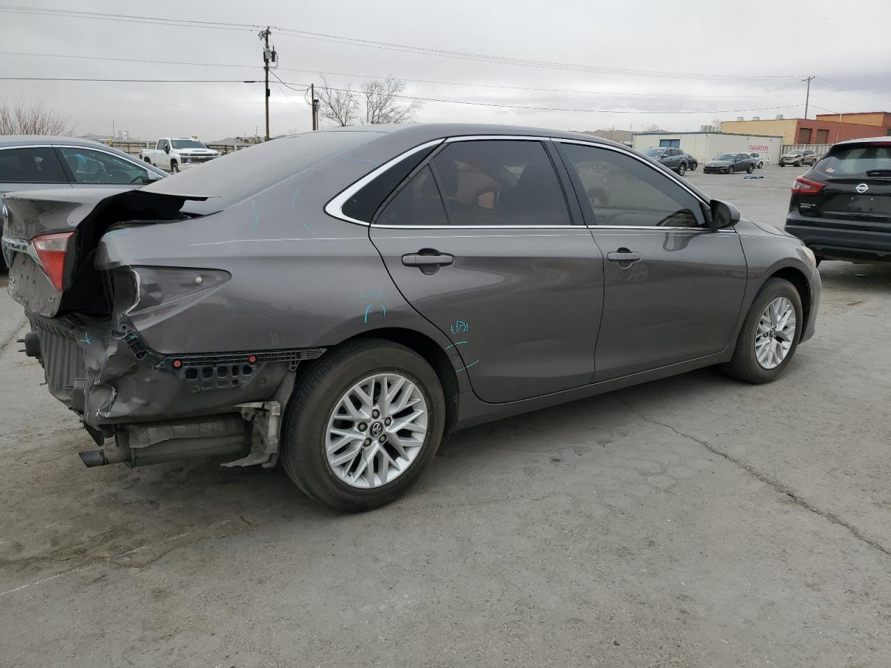 2017 TOYOTA CAMRY LE - Фото 3