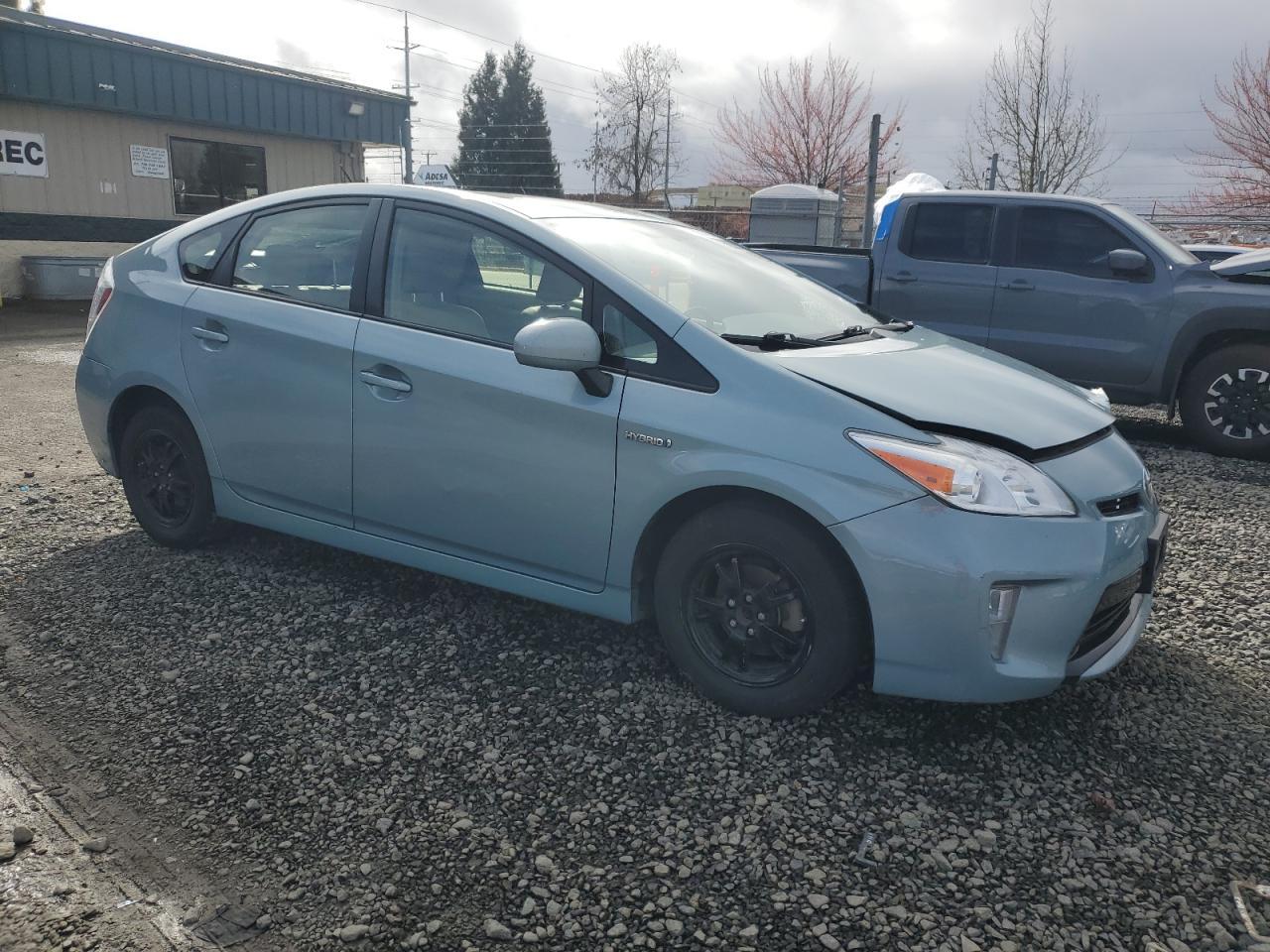 2015 TOYOTA PRIUS - Фото 4