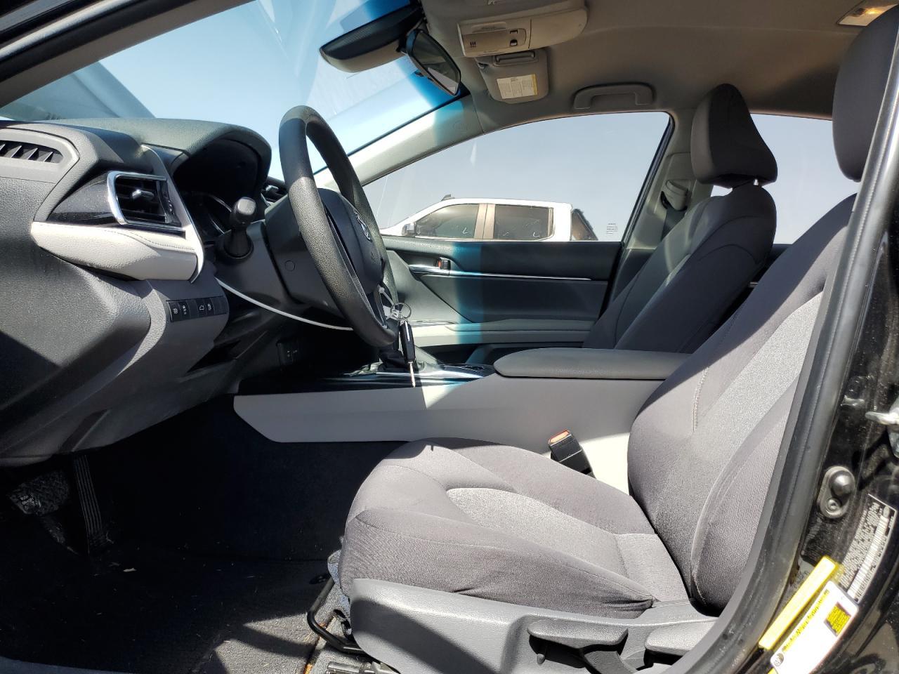 2018 TOYOTA CAMRY L - Image 7