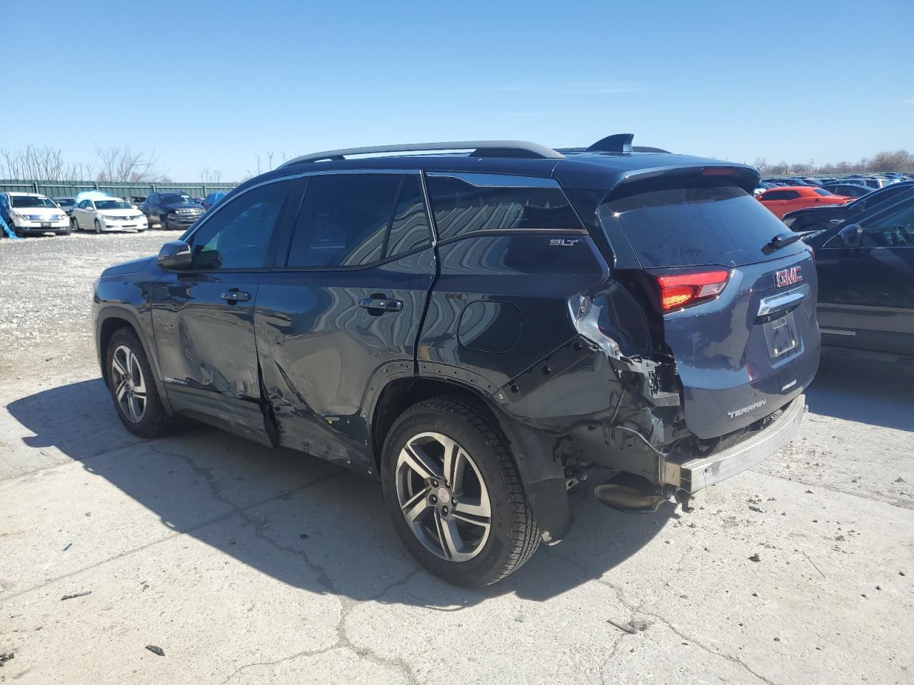 2018 GMC TERRAIN SL - Image 2