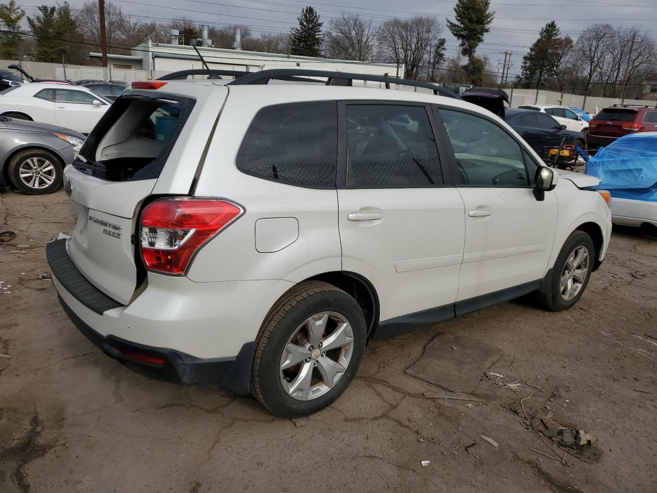 2015 SUBARU FORESTER 2 - Фото 3
