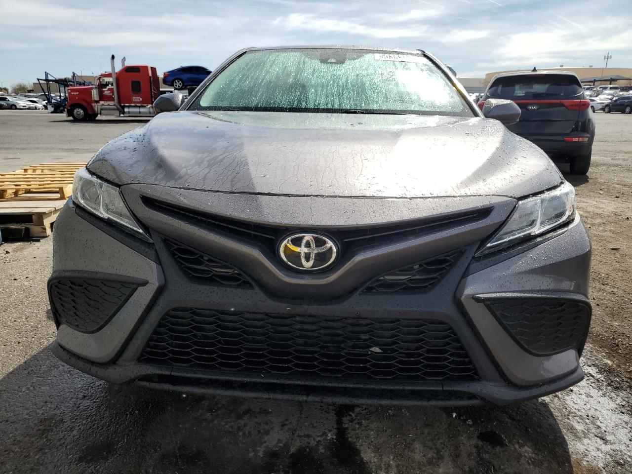 2021 TOYOTA CAMRY SE - Image 5