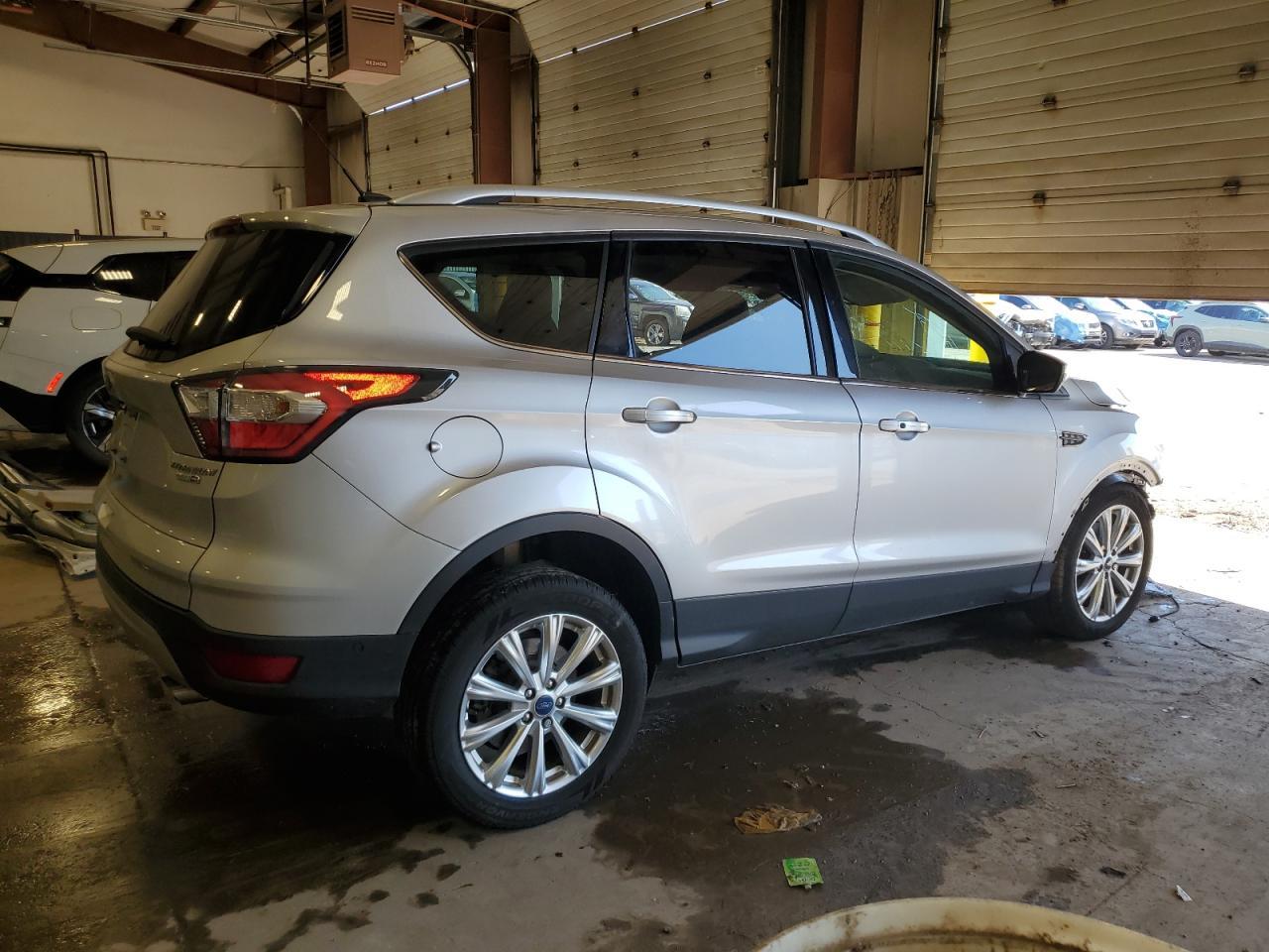 2017 FORD ESCAPE TIT - Image 3