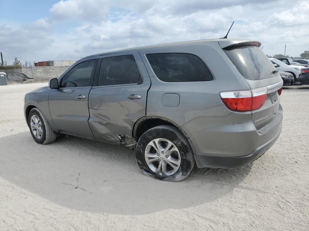 2011 DODGE DURANGO EX - Фото 2