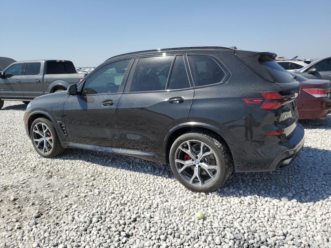 2025 BMW X5 XDRIVE5 - Фото 2