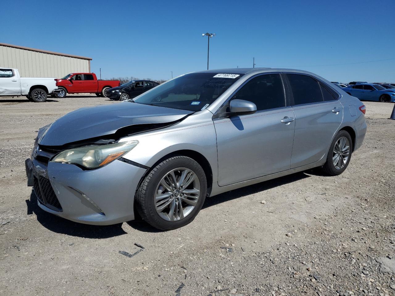 2016 TOYOTA CAMRY LE