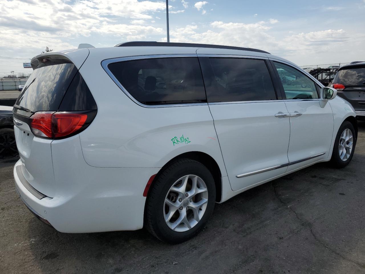 2017 CHRYSLER PACIFICA T - Фото 3
