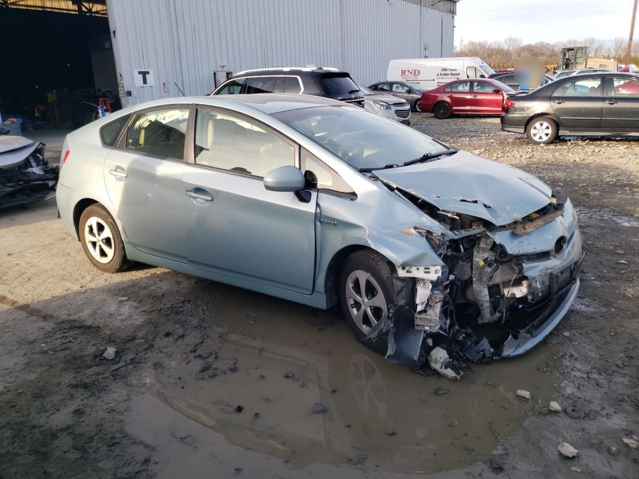 2015 TOYOTA PRIUS - Фото 4
