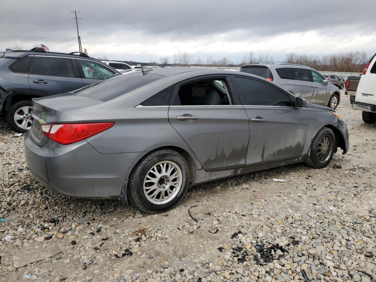 2013 HYUNDAI SONATA GLS - Фото 3
