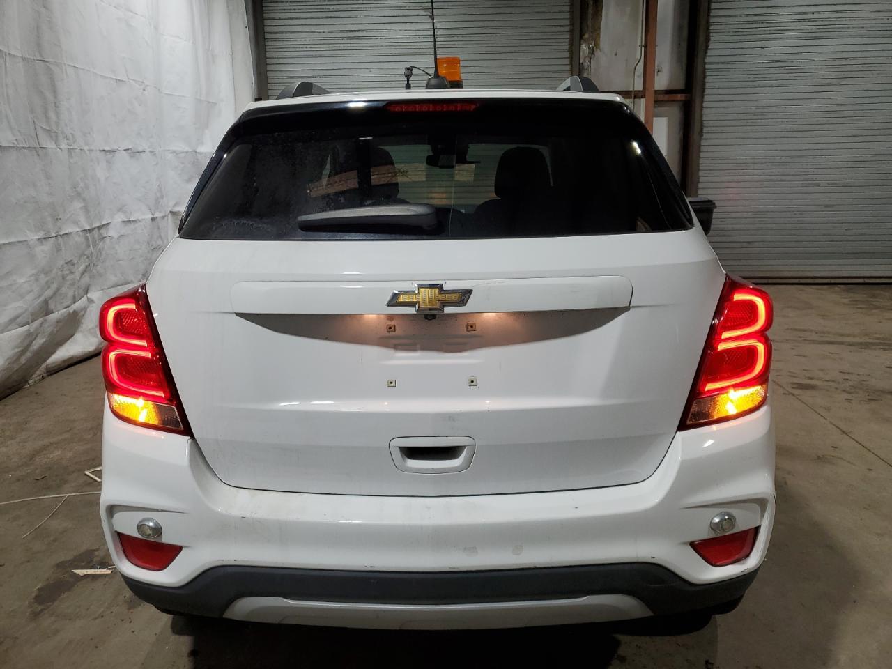 2018 CHEVROLET TRAX 1LT - Фото 6