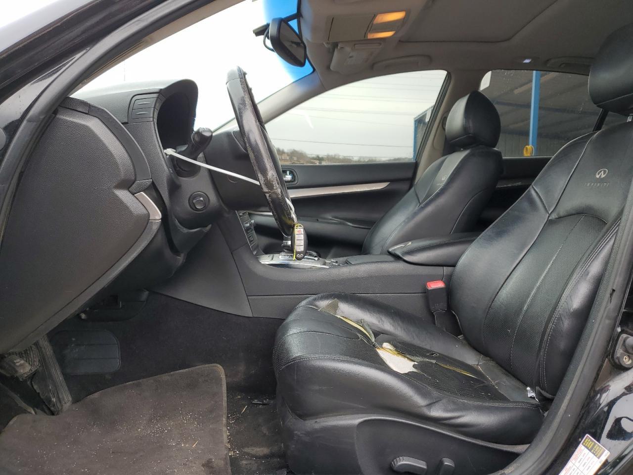 2011 INFINITI G37 - Фото 7
