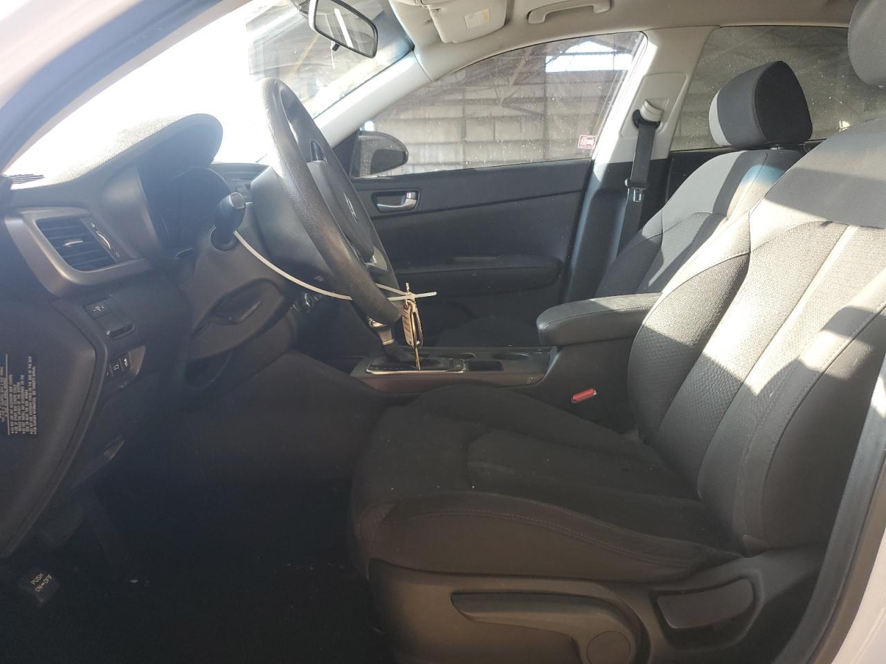 2016 KIA OPTIMA LX - Фото 7