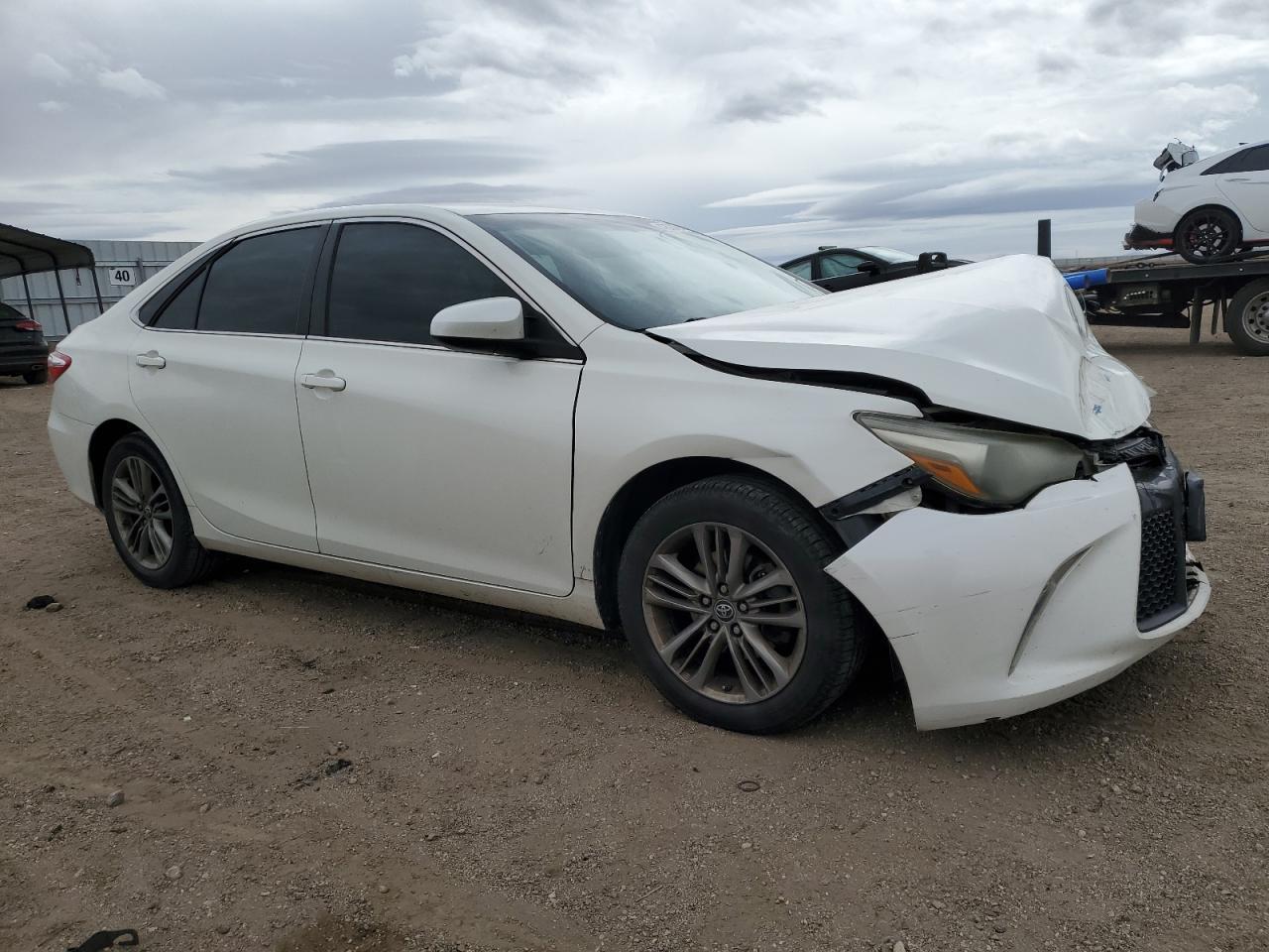 2015 TOYOTA CAMRY LE - Image 4
