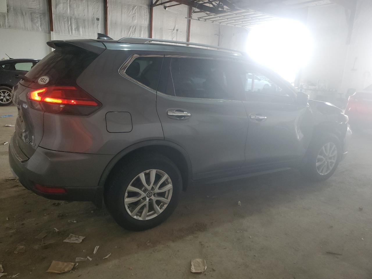 2017 NISSAN ROGUE S - Image 3