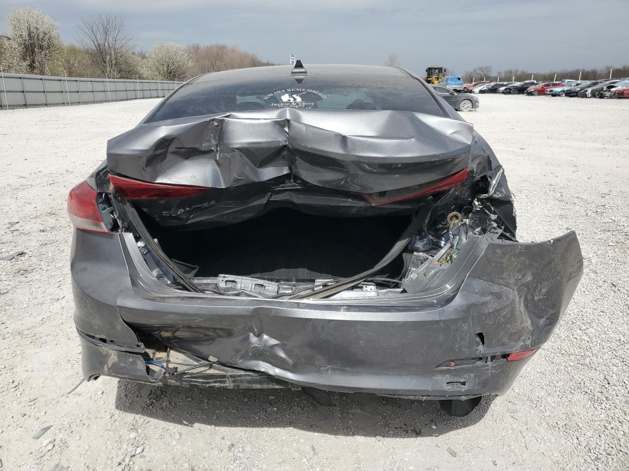 2018 HYUNDAI ELANTRA SE - Image 6