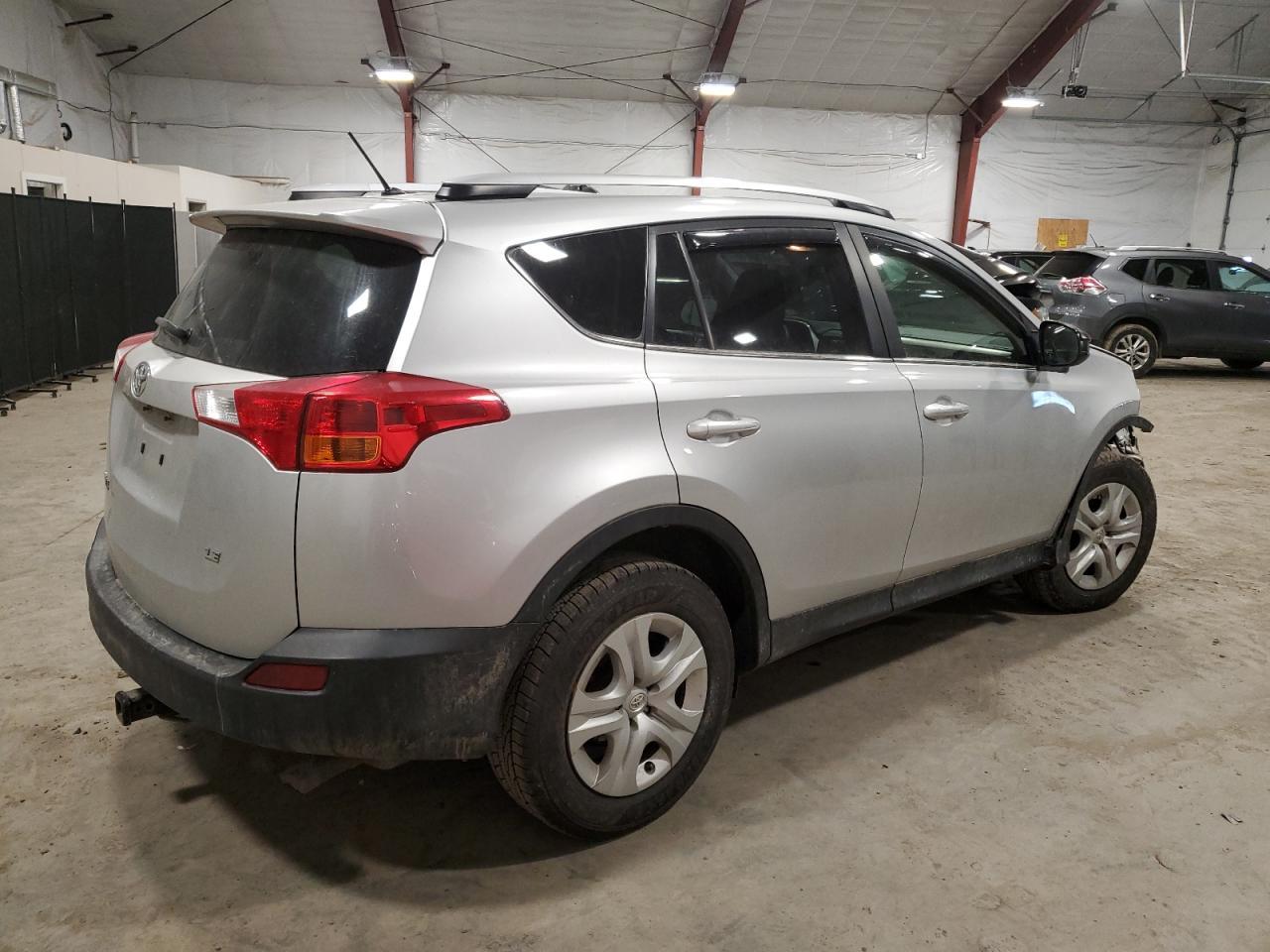 2015 TOYOTA RAV4 LE - Image 3