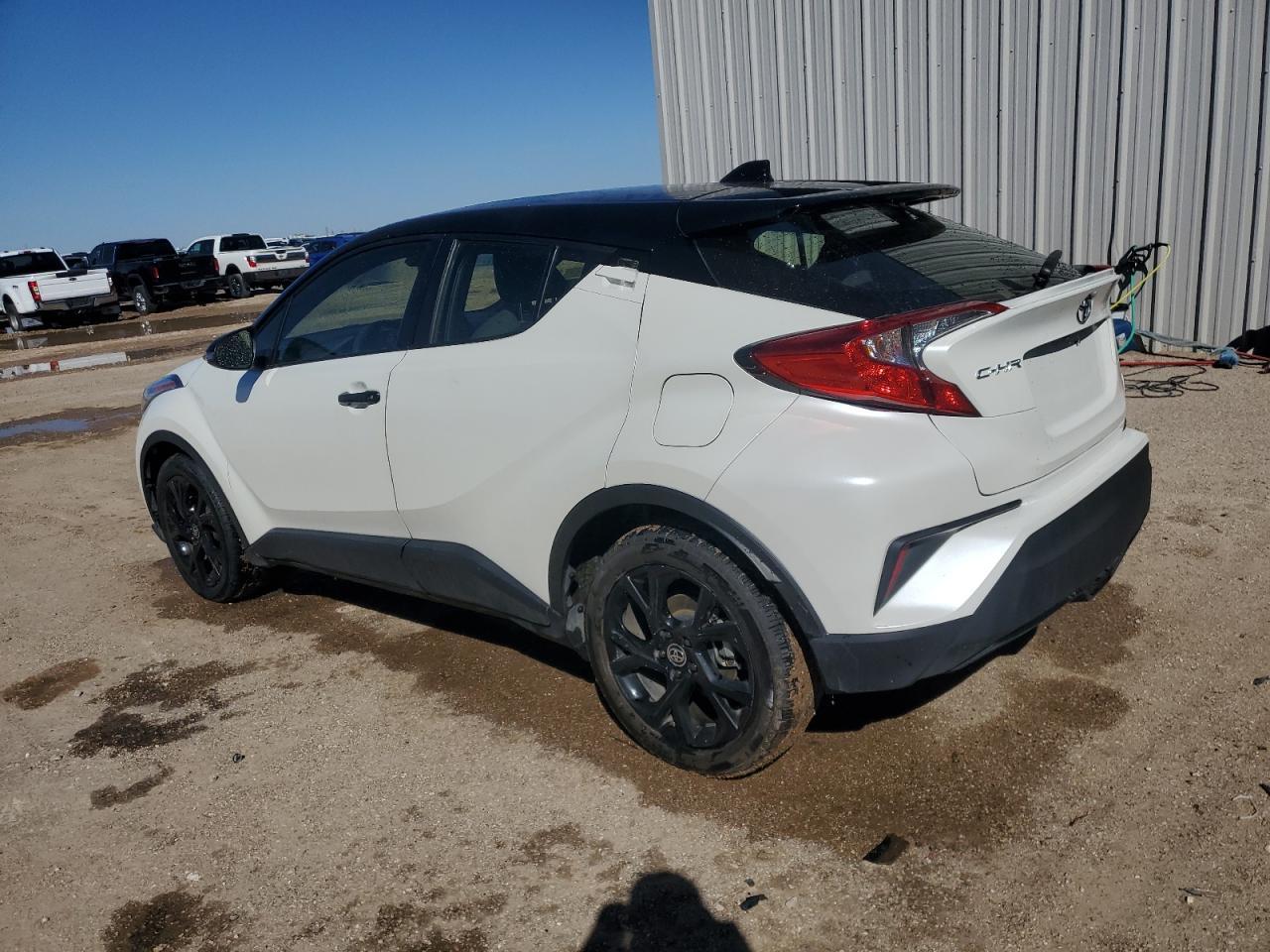 2021 TOYOTA C-HR XLE - Фото 2