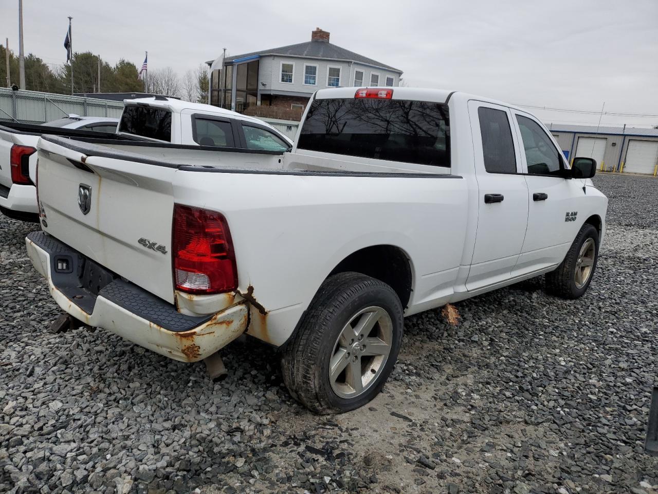 2018 RAM 1500 ST - Image 3