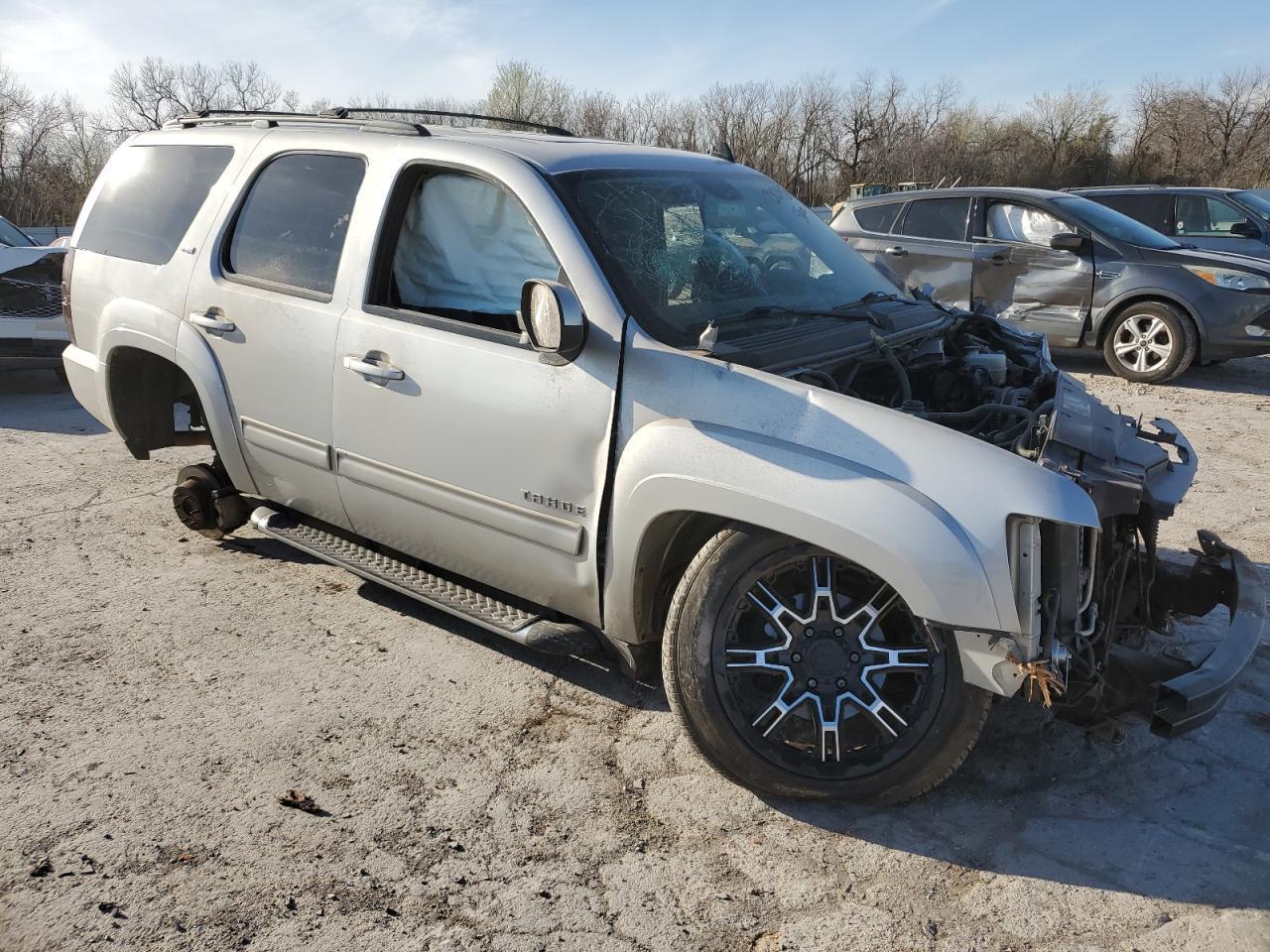 2011 CHEVROLET TAHOE K150 - Image 4