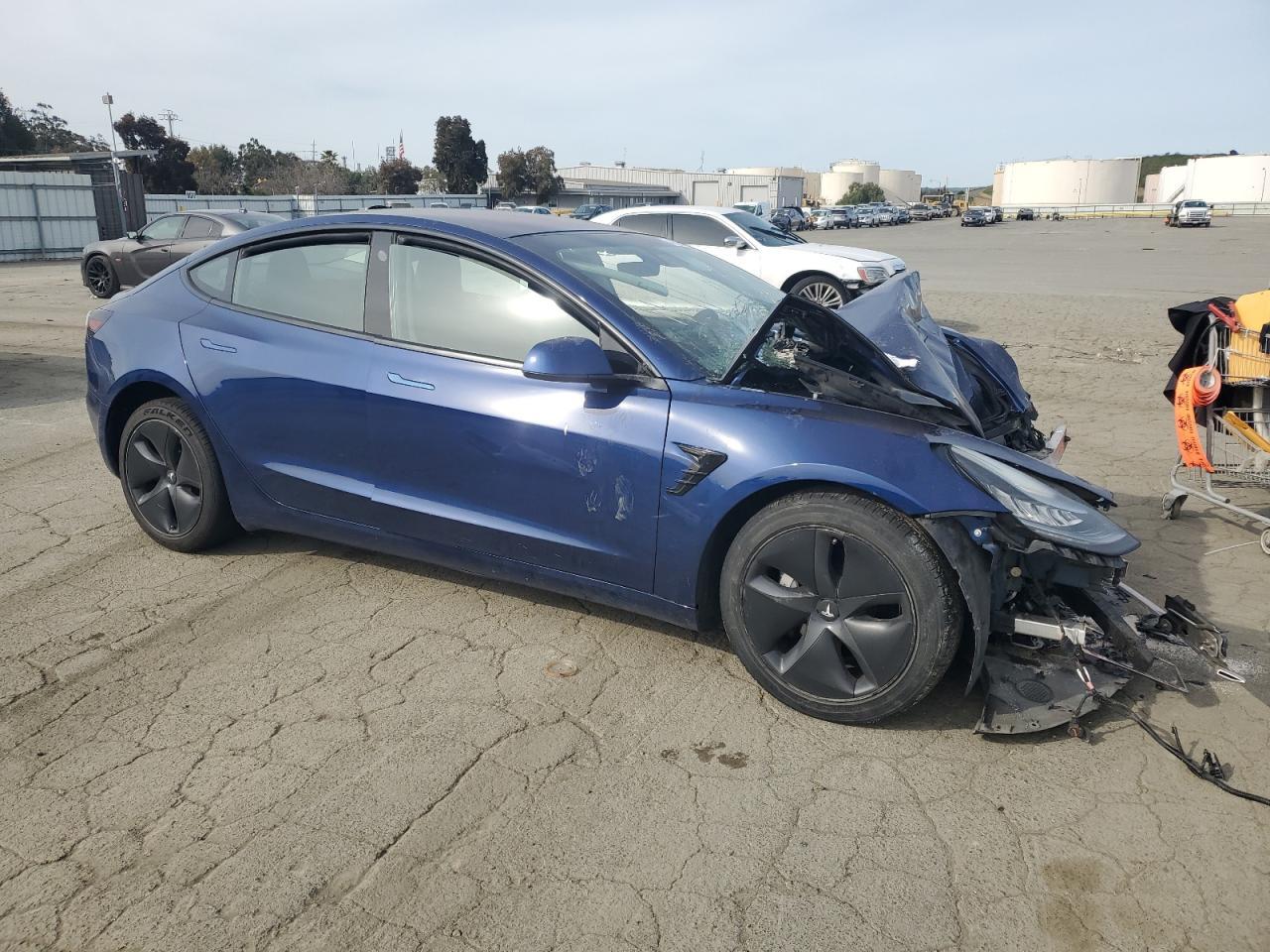 2019 TESLA MODEL 3 - Фото 4
