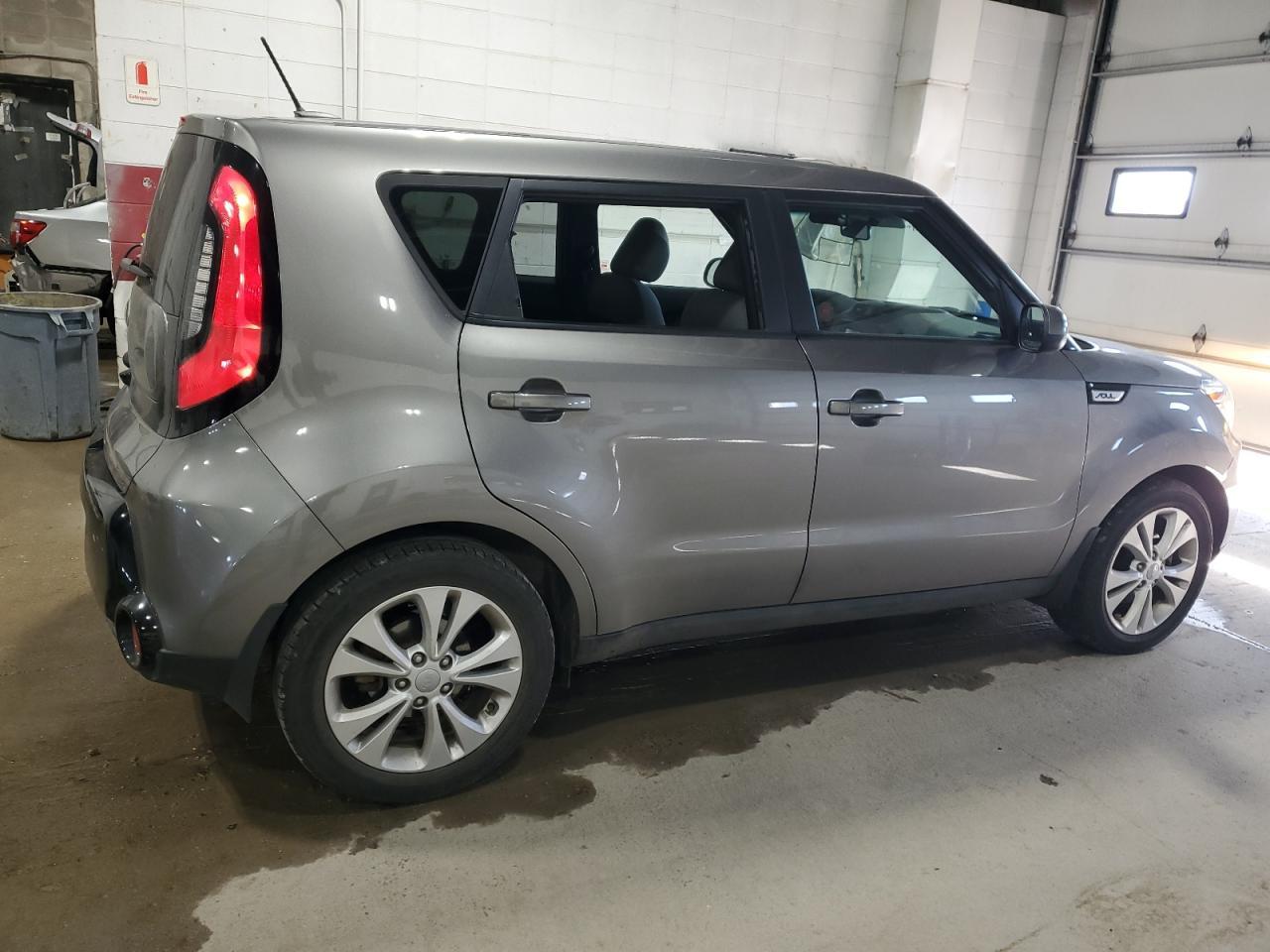 2016 KIA SOUL + - Image 3