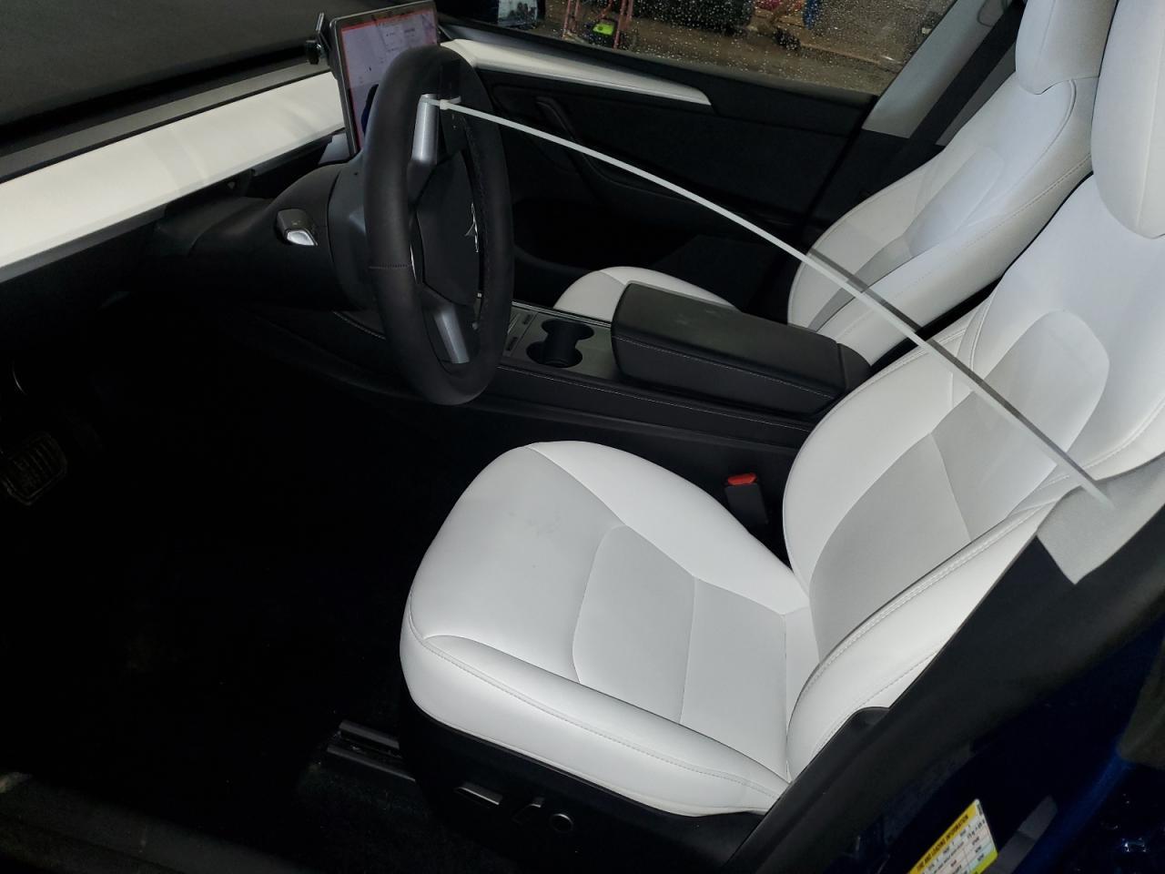 2024 TESLA MODEL Y - Image 7