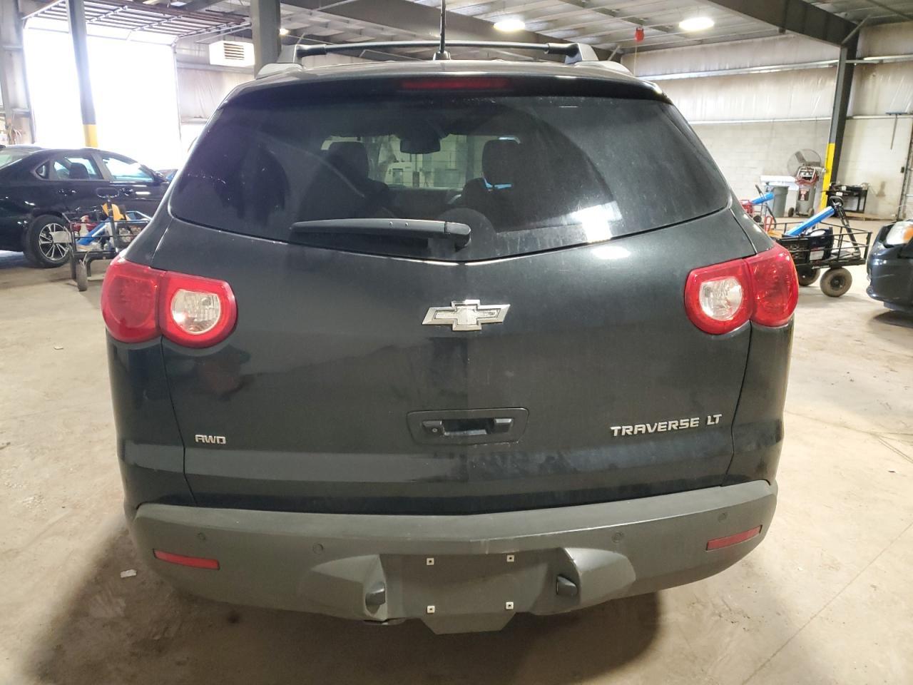 2012 CHEVROLET TRAVERSE L - Image 6