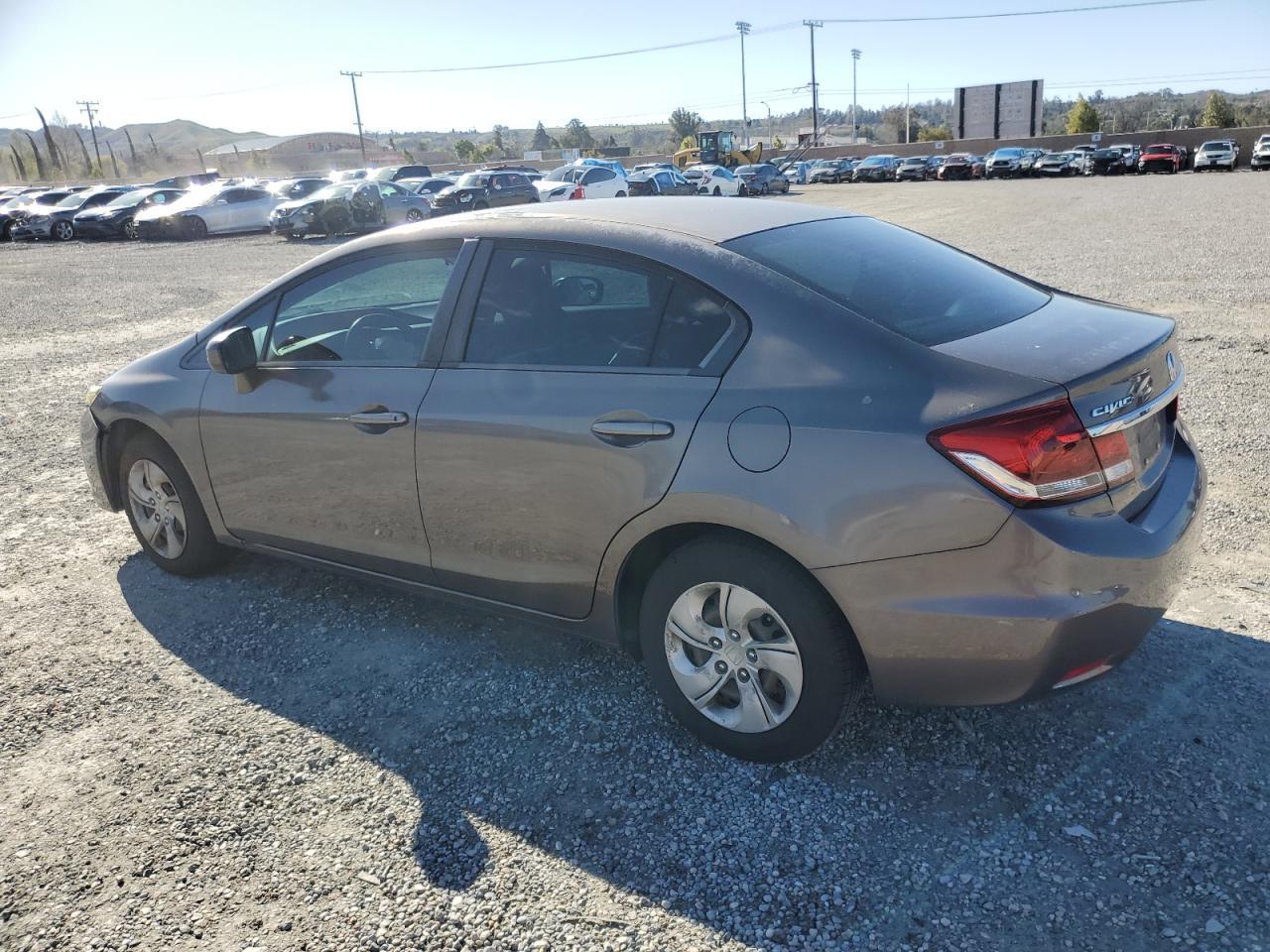 2015 HONDA CIVIC LX - Image 2