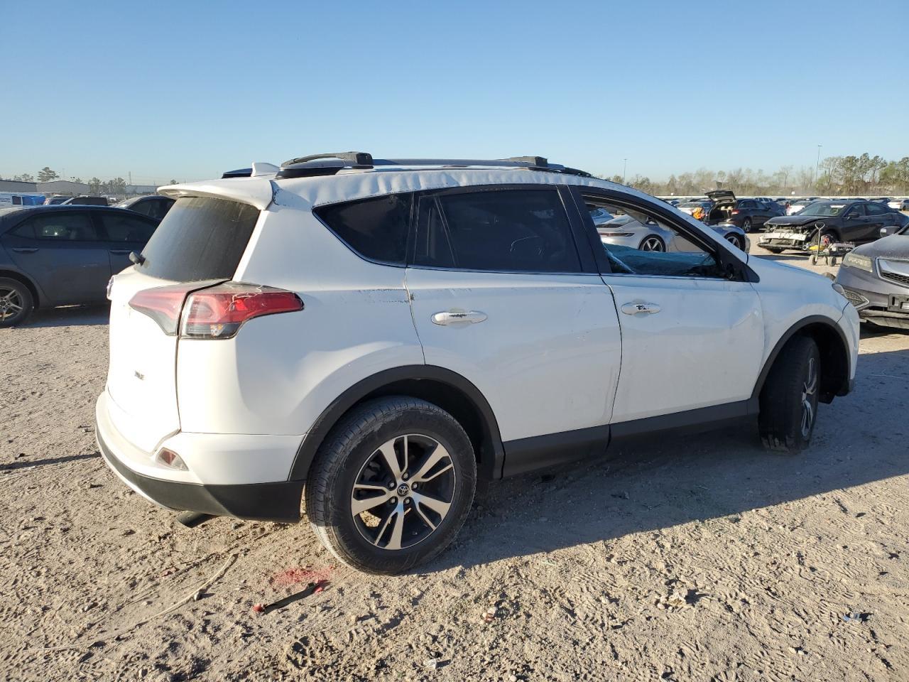 2018 TOYOTA RAV4 ADVEN - Фото 3