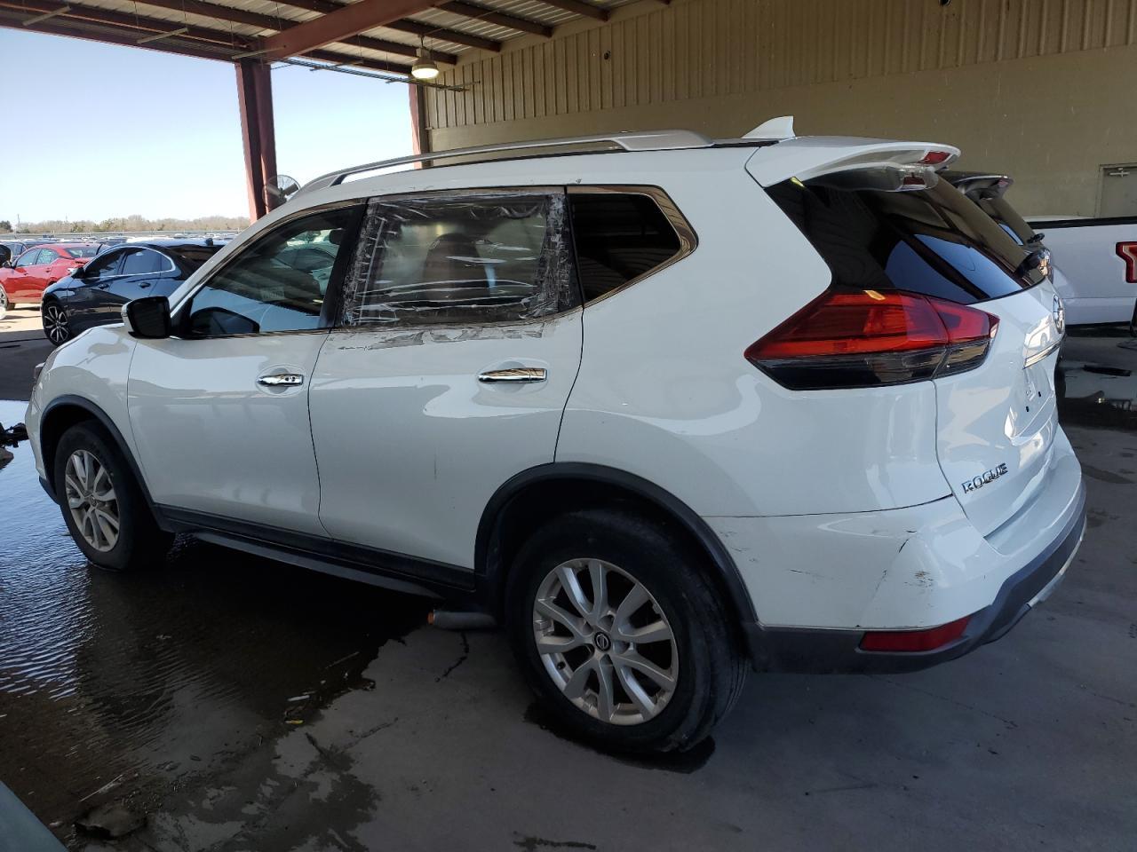 2017 NISSAN ROGUE S - Фото 2