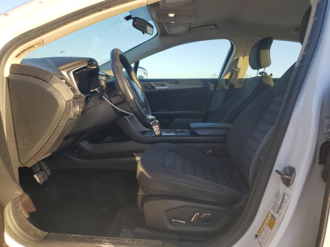 2017 FORD FUSION SE - Фото 7