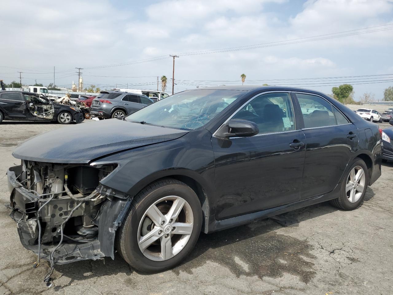 2013 TOYOTA CAMRY L