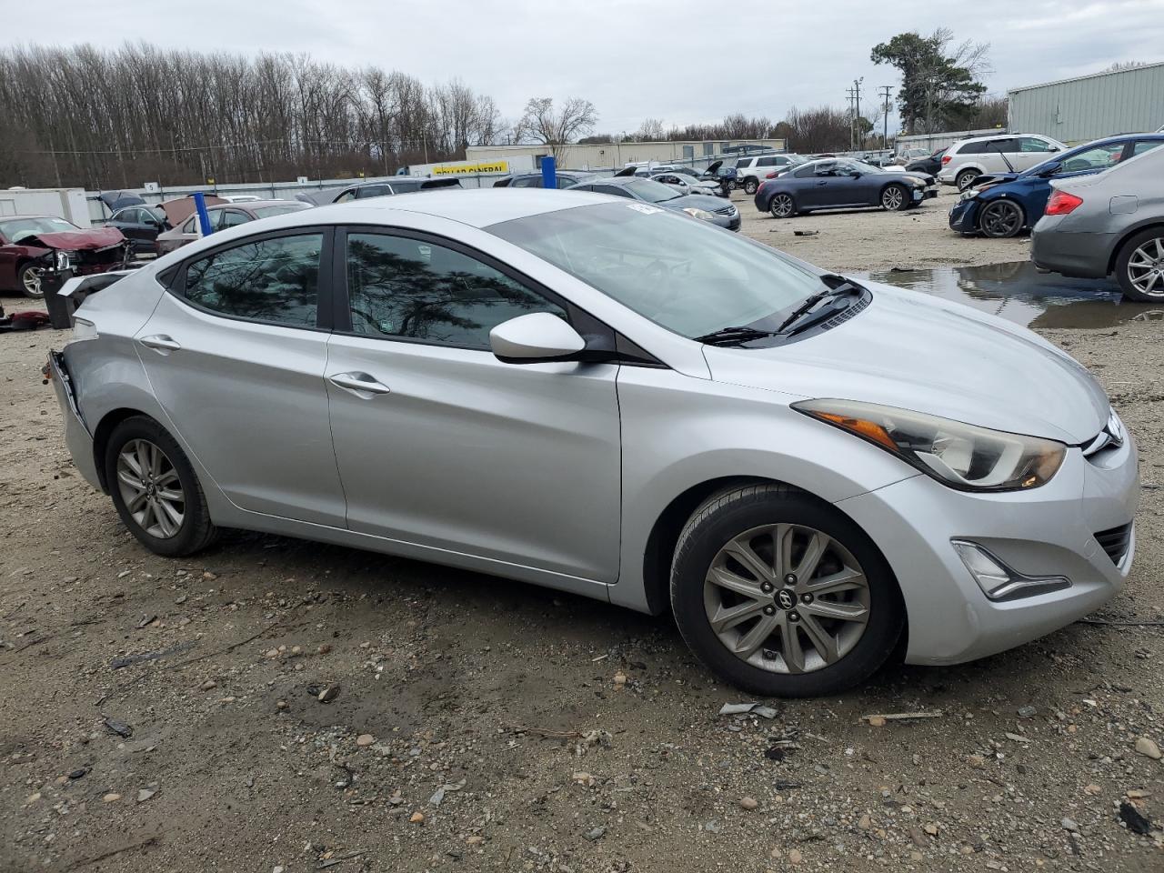 2014 HYUNDAI ELANTRA SE - Image 4