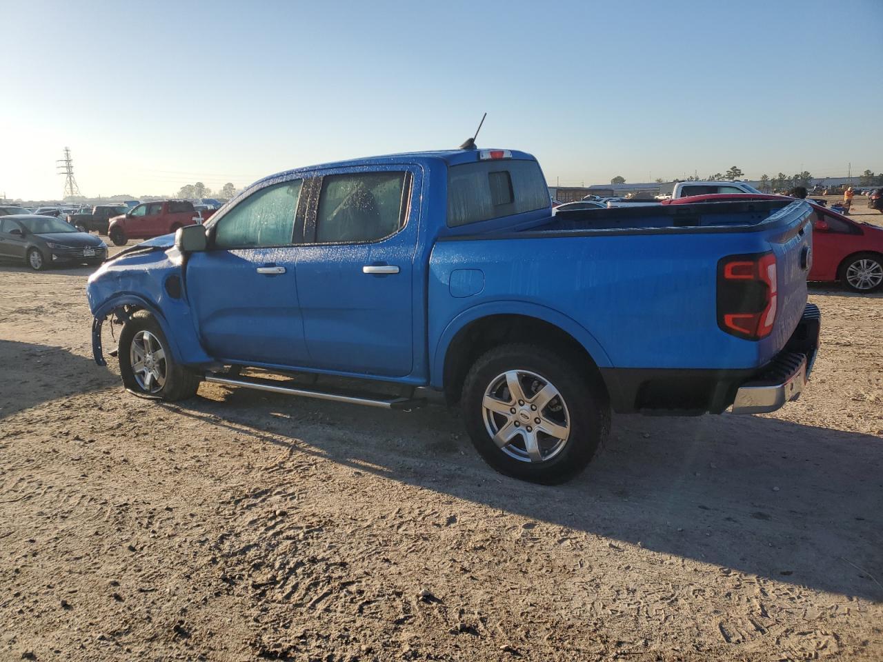 2024 FORD RANGER XLT - Фото 2