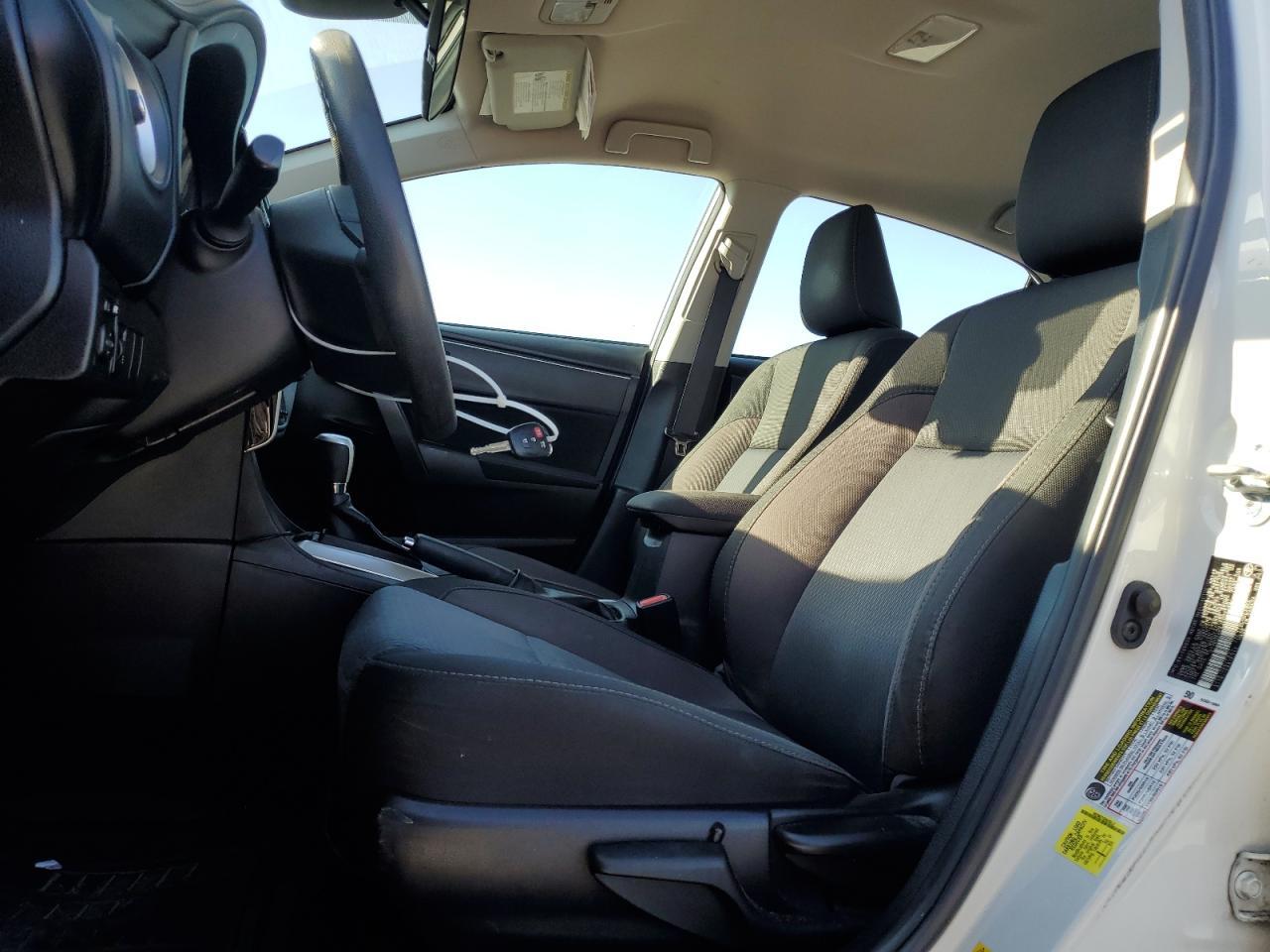 2018 TOYOTA COROLLA L - Image 7