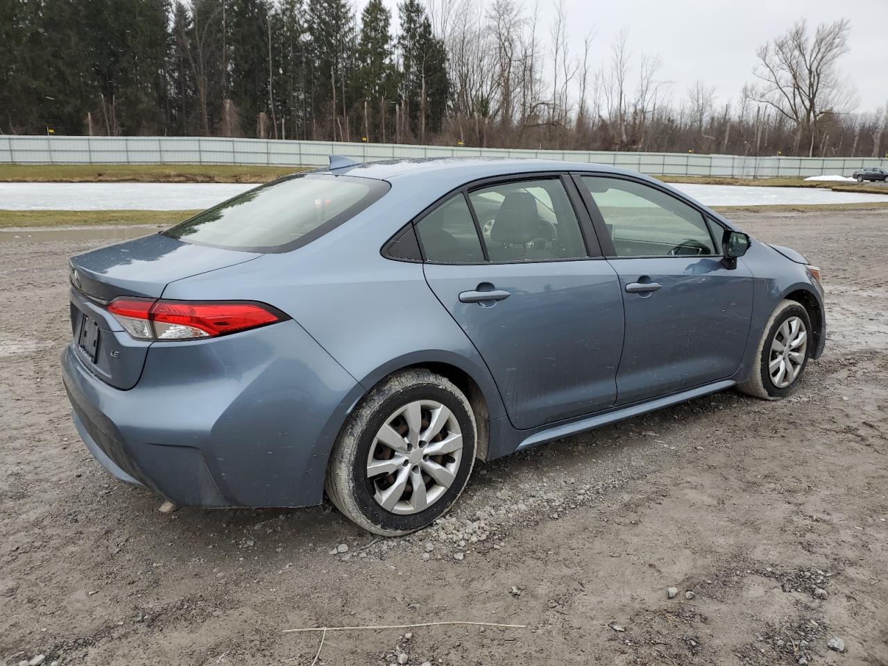 2020 TOYOTA COROLLA LE - Фото 3