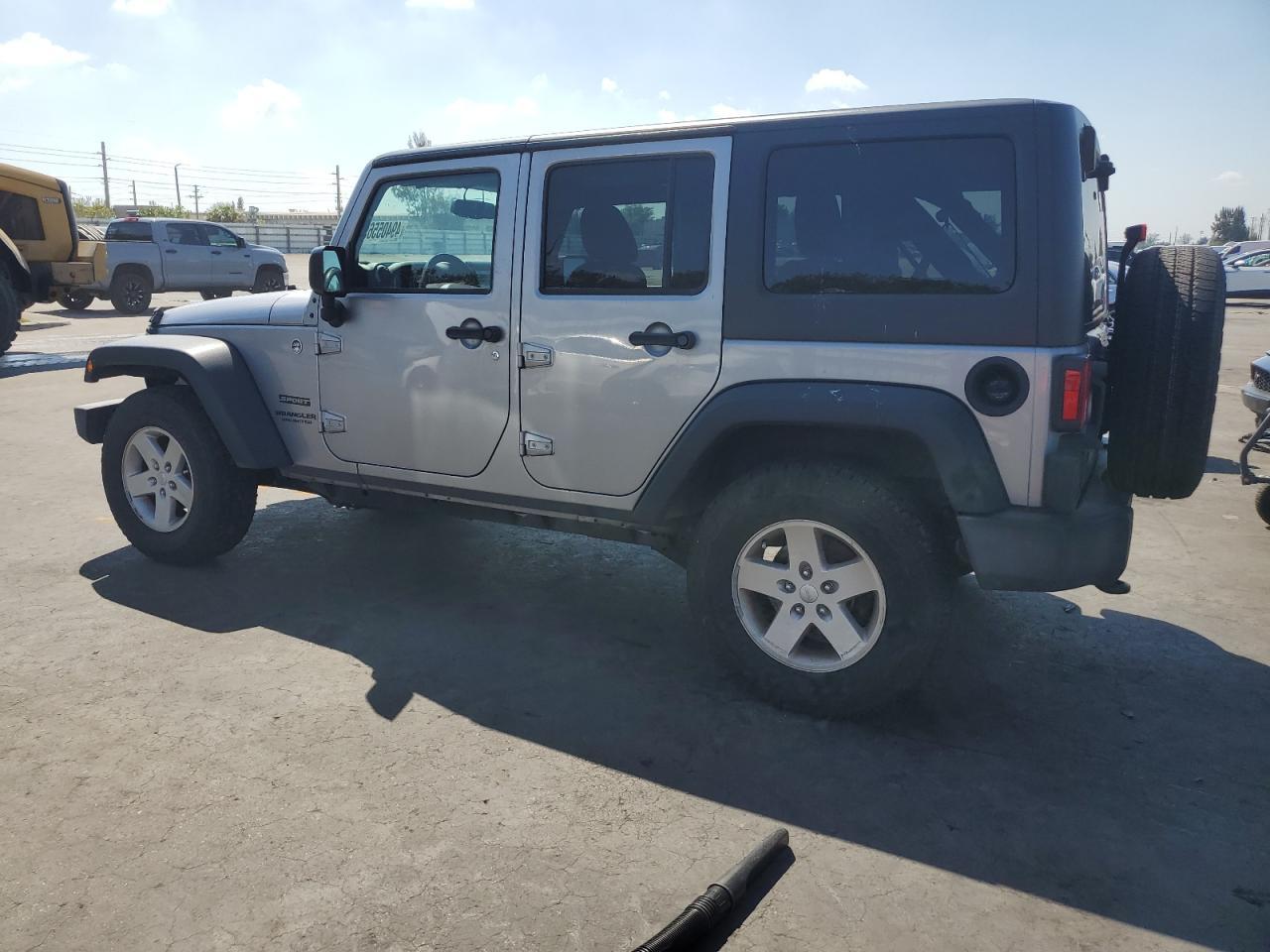 2017 JEEP WRANGLER U - Фото 2