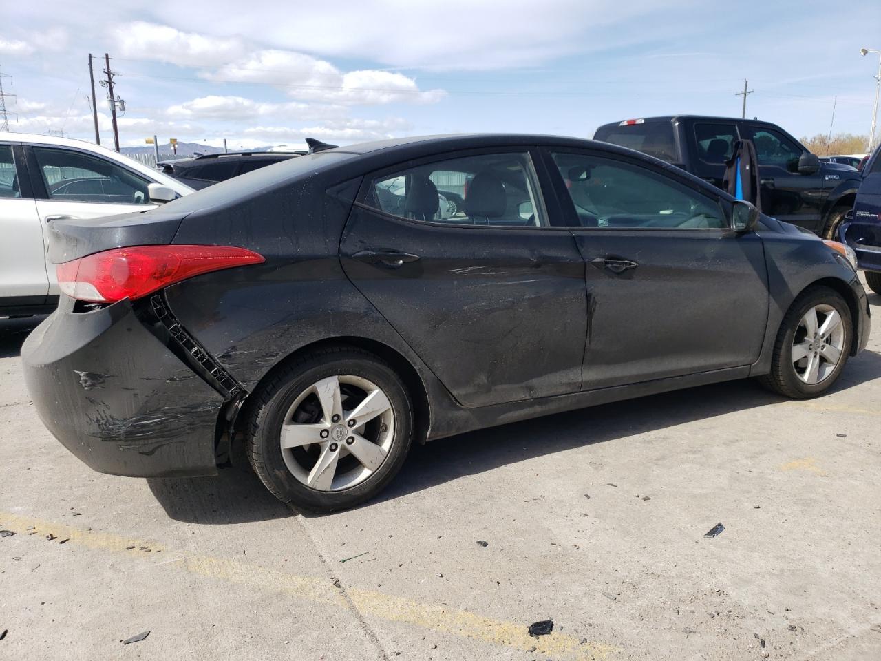 2013 HYUNDAI ELANTRA GL - Image 3