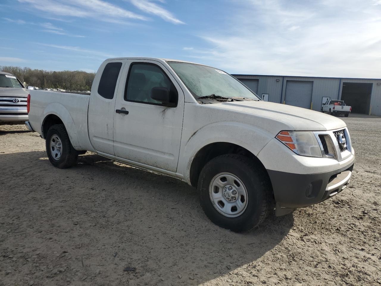 2016 NISSAN FRONTIER S - Фото 4