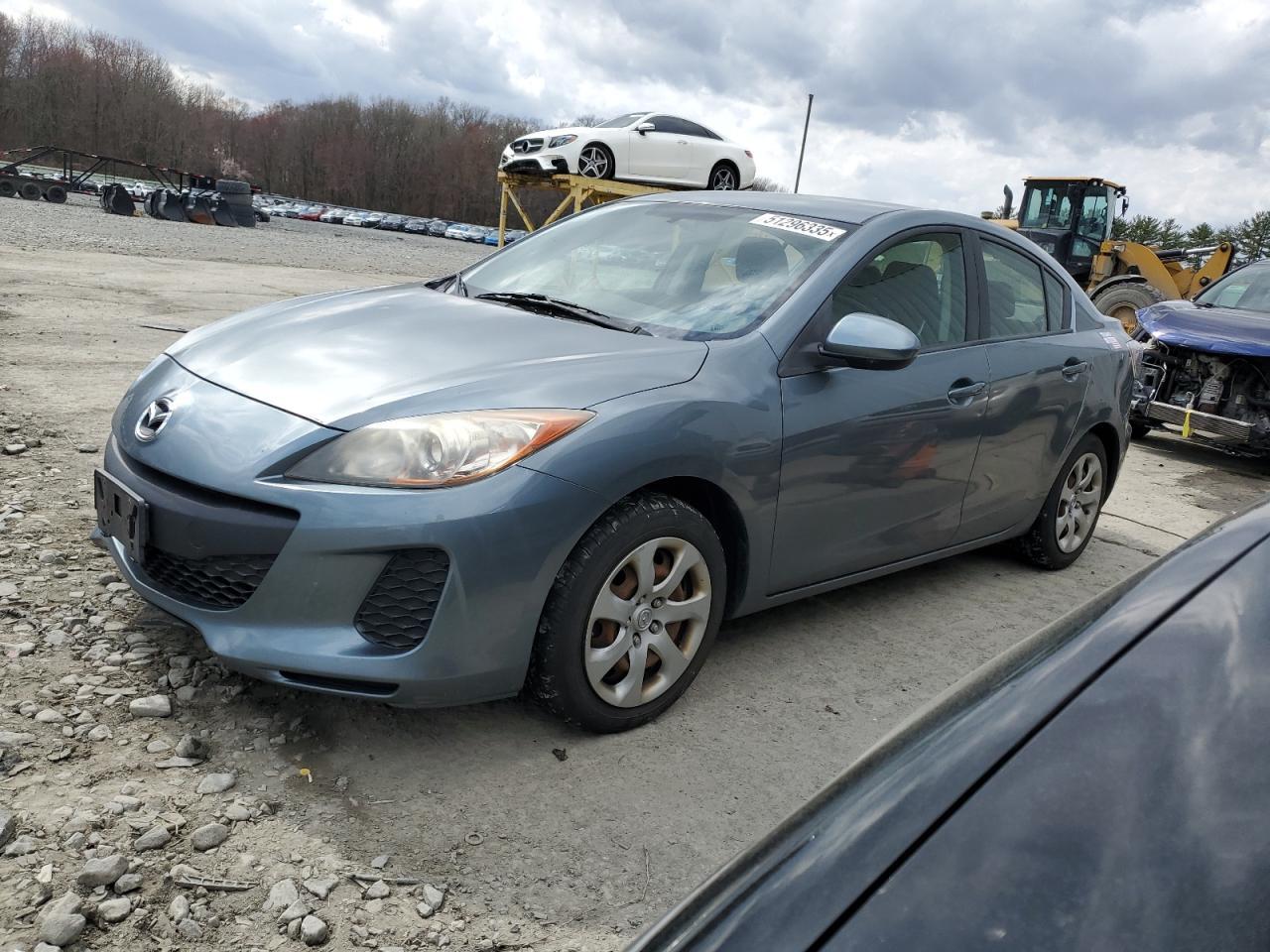 2013 MAZDA 3 I