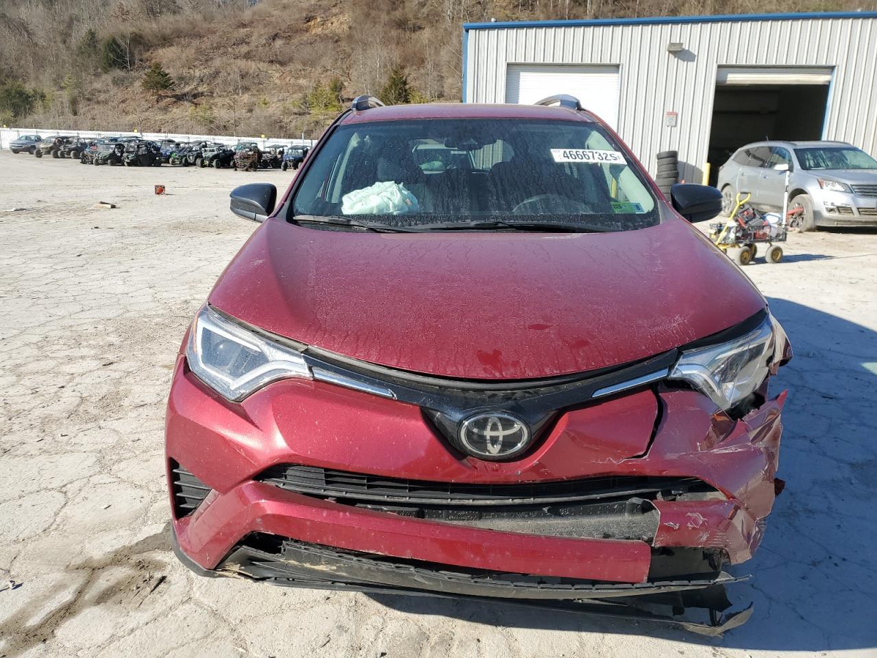 2018 TOYOTA RAV4 LE - Фото 5