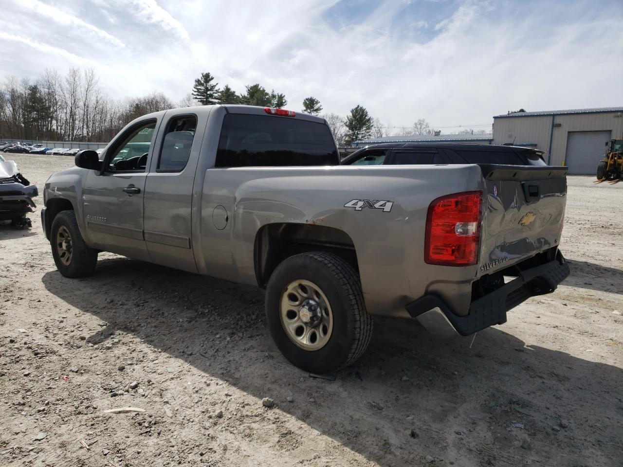2013 CHEVROLET SILVERADO - Фото 2