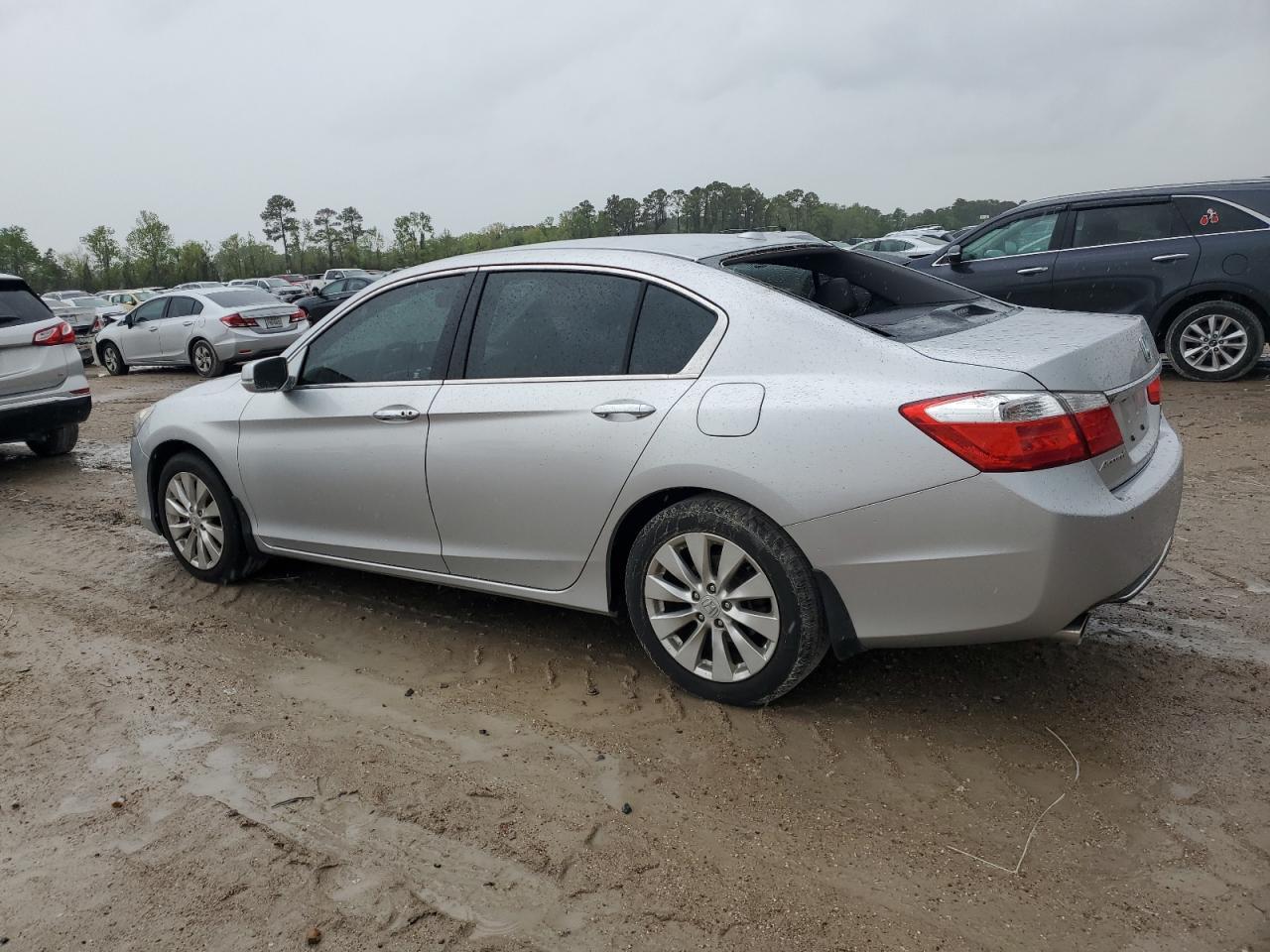 2014 HONDA ACCORD TOU - Image 2