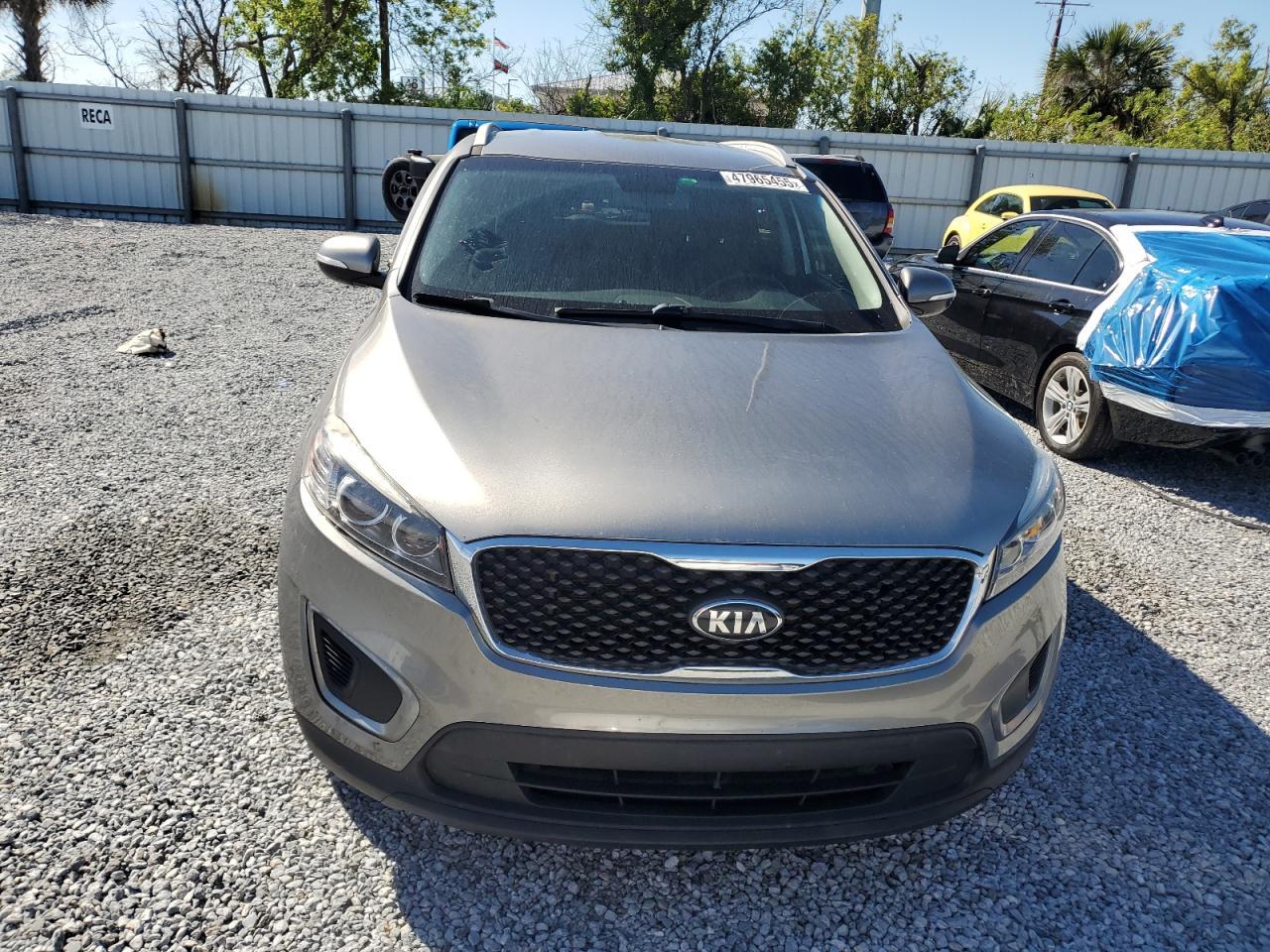 2016 KIA SORENTO LX - Image 5