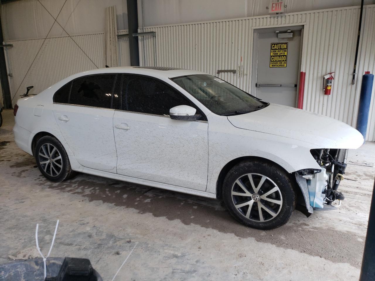 2017 VOLKSWAGEN JETTA SE - Image 4